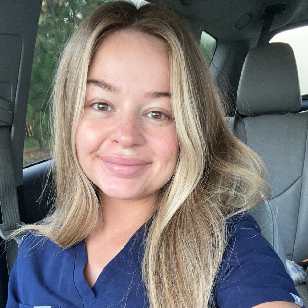 Meet your Posher, Vanessa